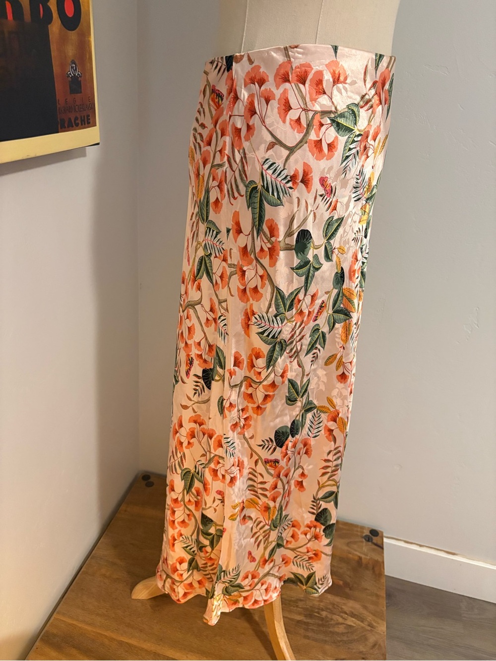 LOFT Maxi Skirt in Peach Floral - Picture 4 of 6